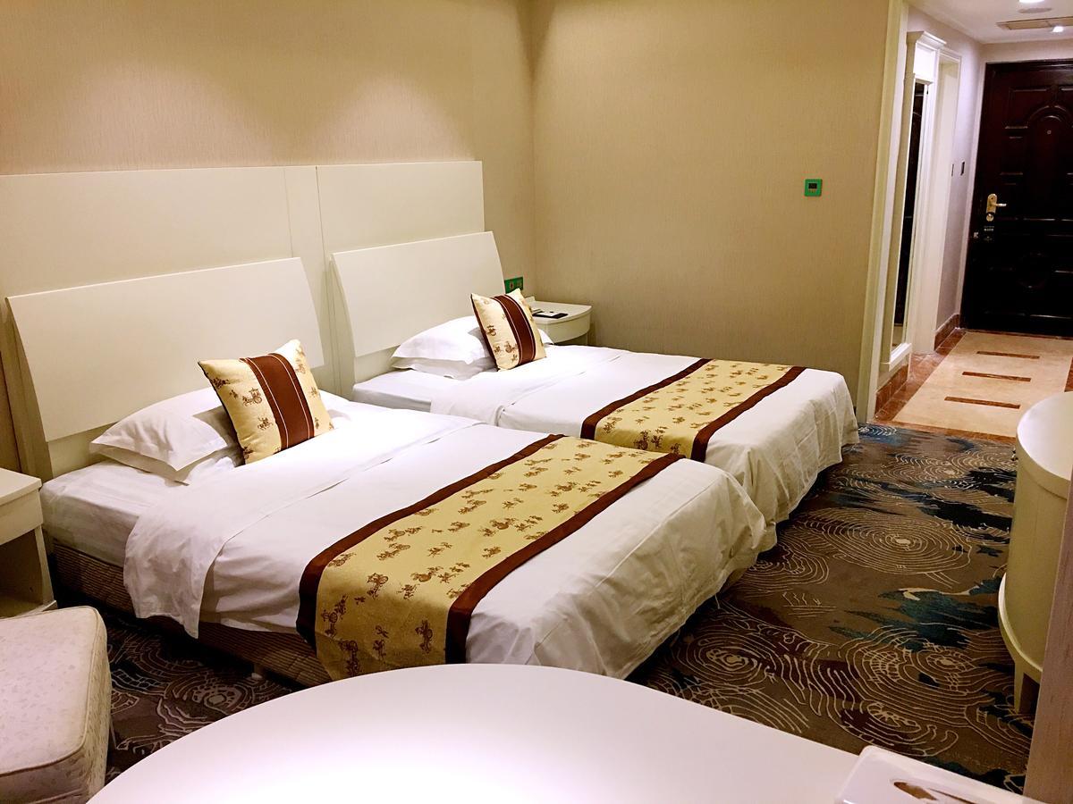 Dalian New Garden Hotel Екстериор снимка